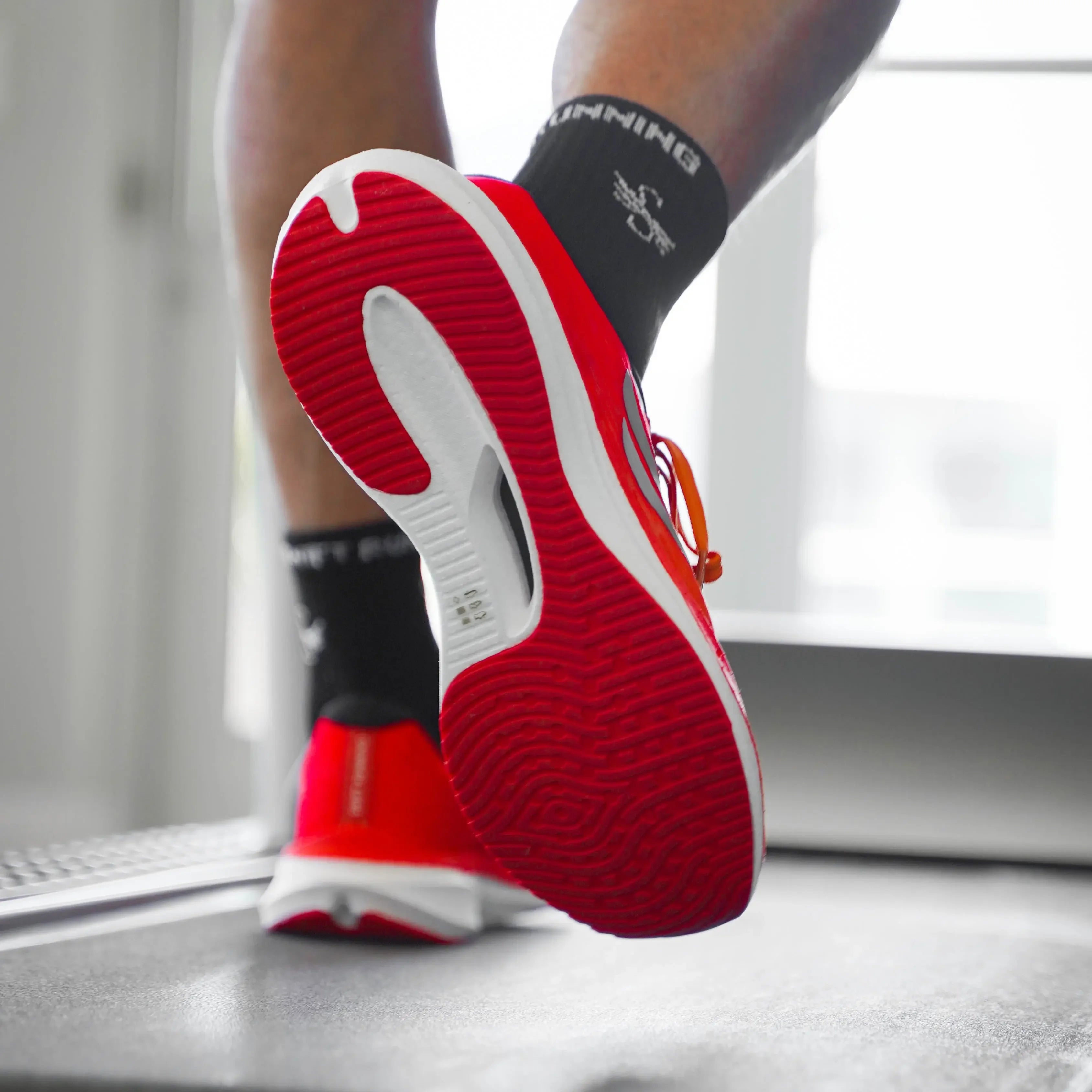 HORUS Orange Men Running Shoe Swift Running