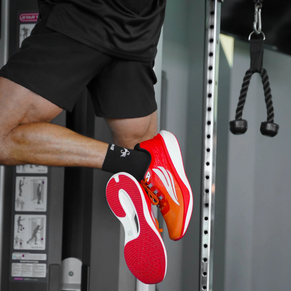 HORUS Orange Men Running Shoe Swift Running